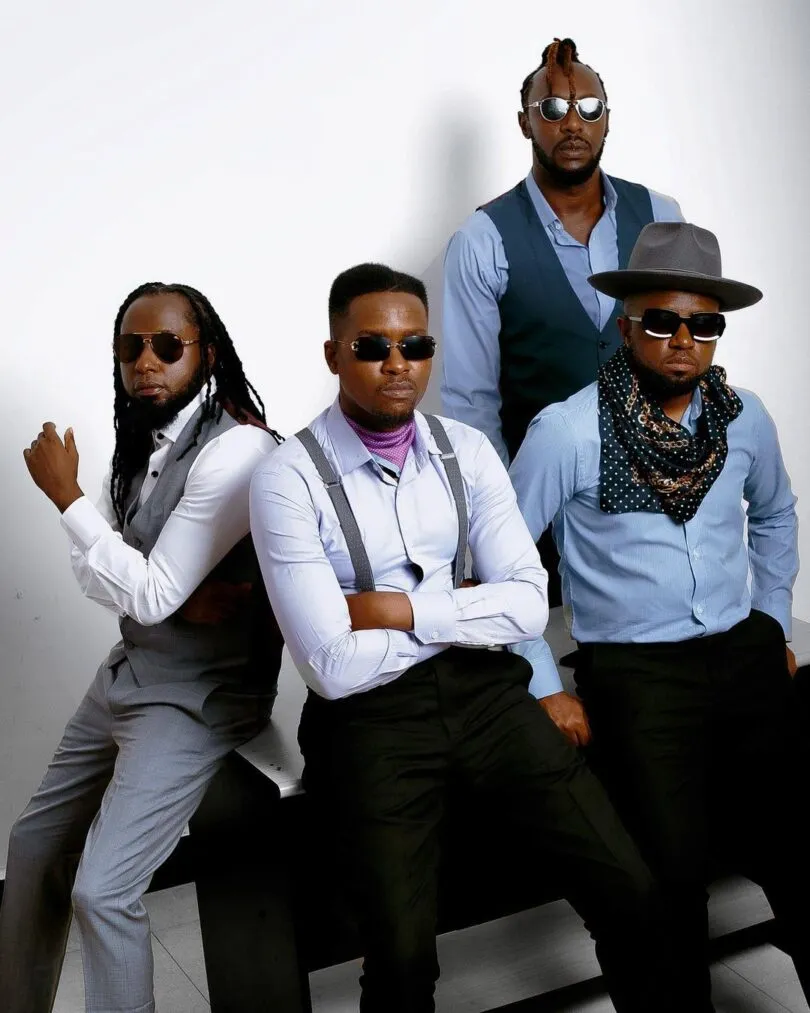 weusi iko mambo