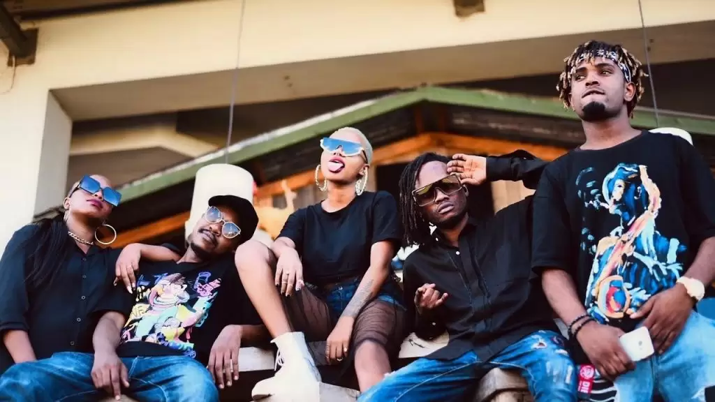 video rosa ree ft snake fire