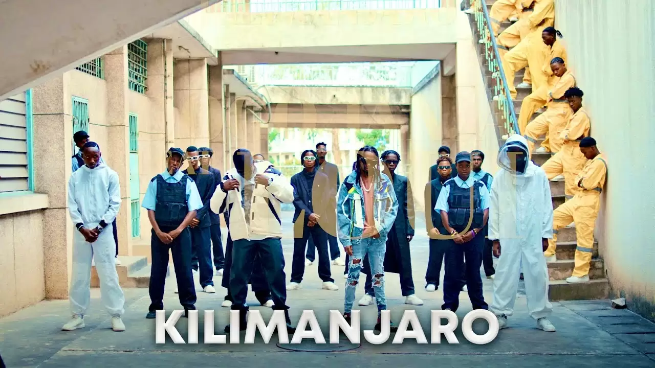 video dogo janja loui kilimanjaro