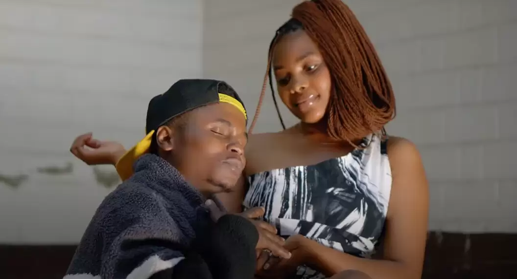 video heskey x motiih utaniua