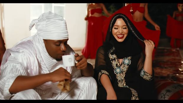 Songi Songi Salima Chica X Rayvanny VIDEO