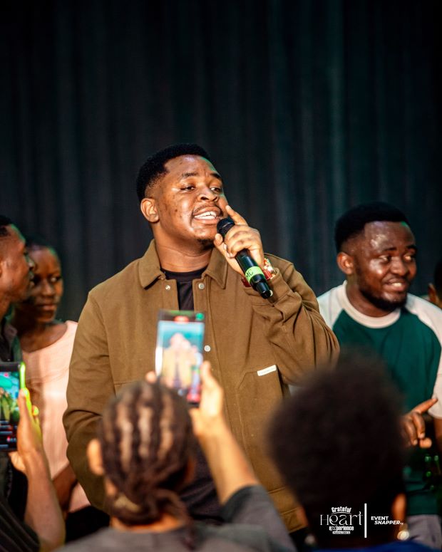 obby alpha - yesu hajasafiri Yesu Hajasafiri