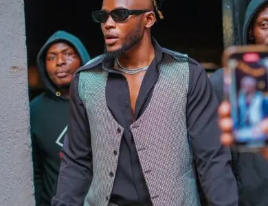 Arrow Bwoy Side Chick